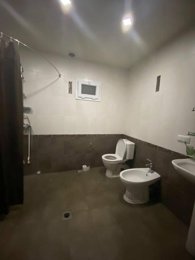 Hero Hostel Yerevan Exterior photo